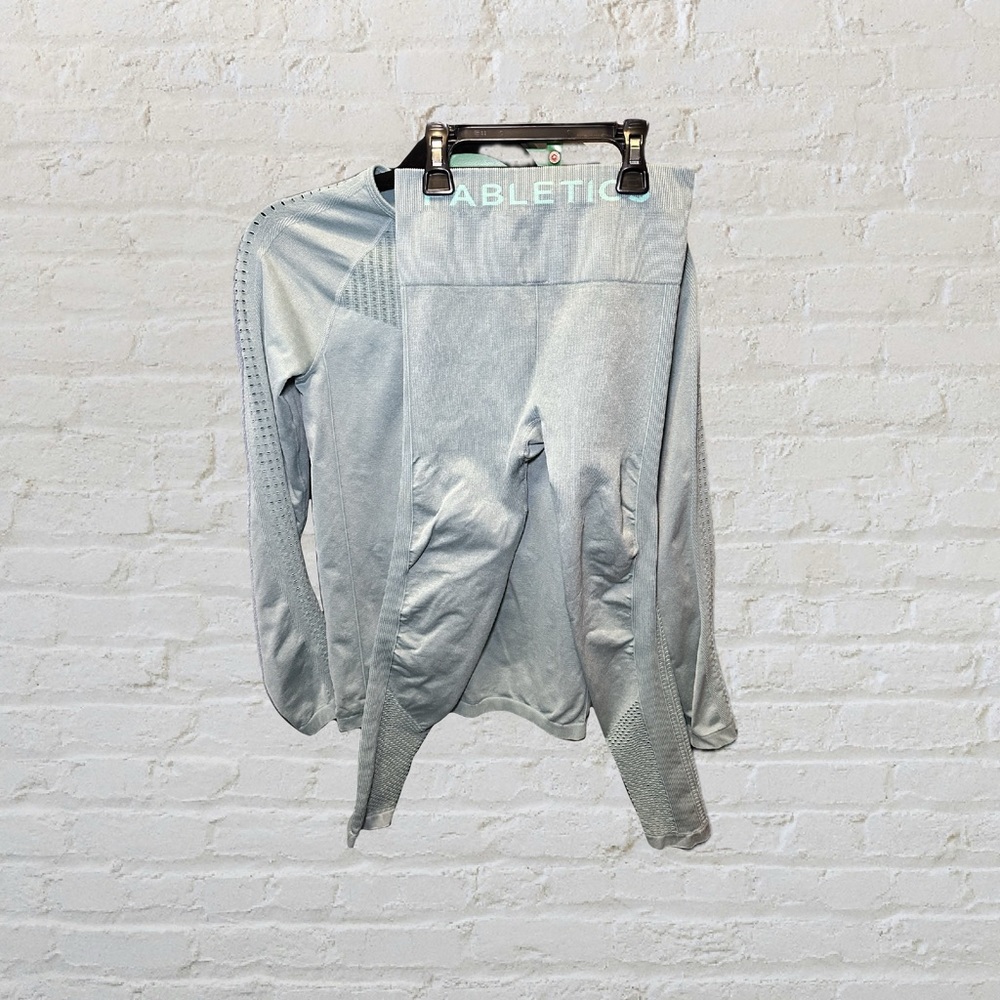 Fabletics Mint Green workout outfit